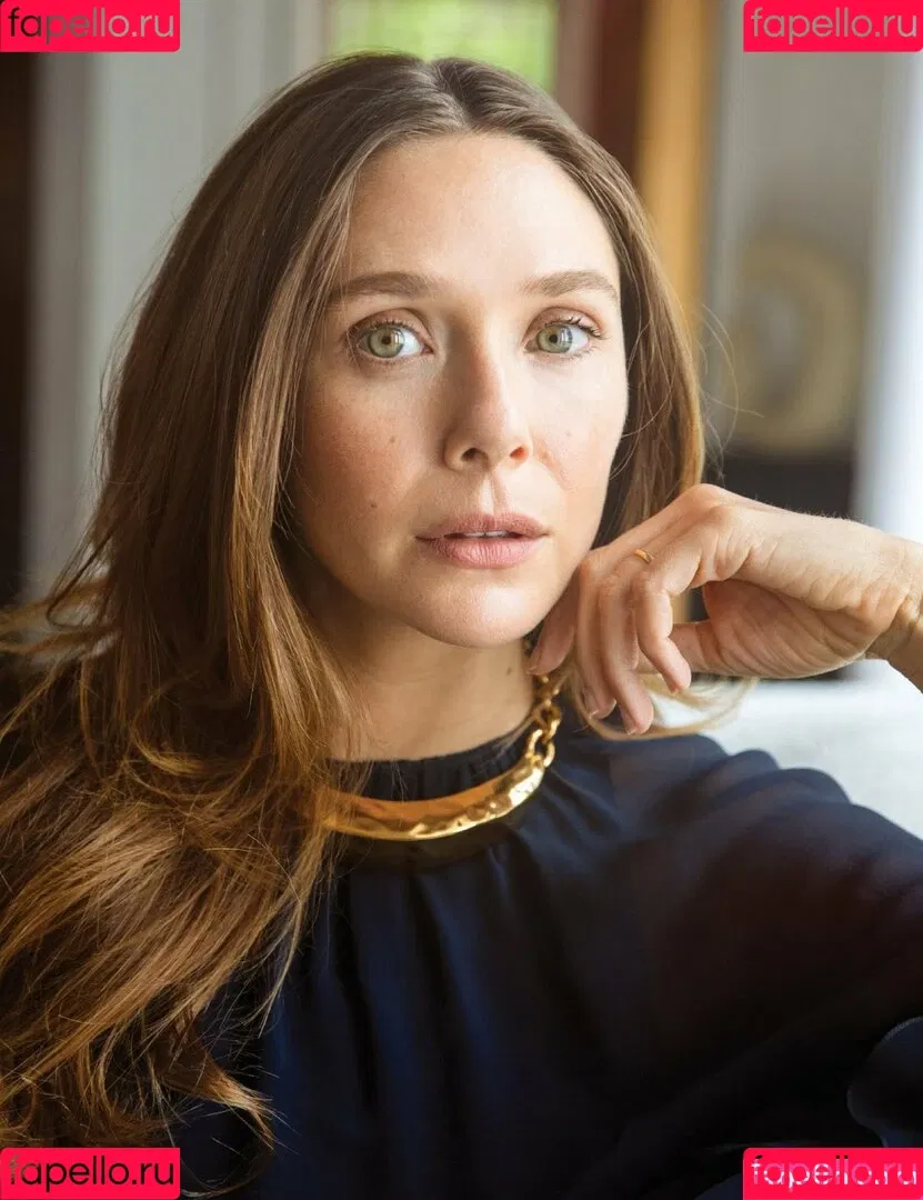 Elizabeth Olsen / elizabetholsendaily / lizabeth_olsen Onlyfans Photo Gallery 