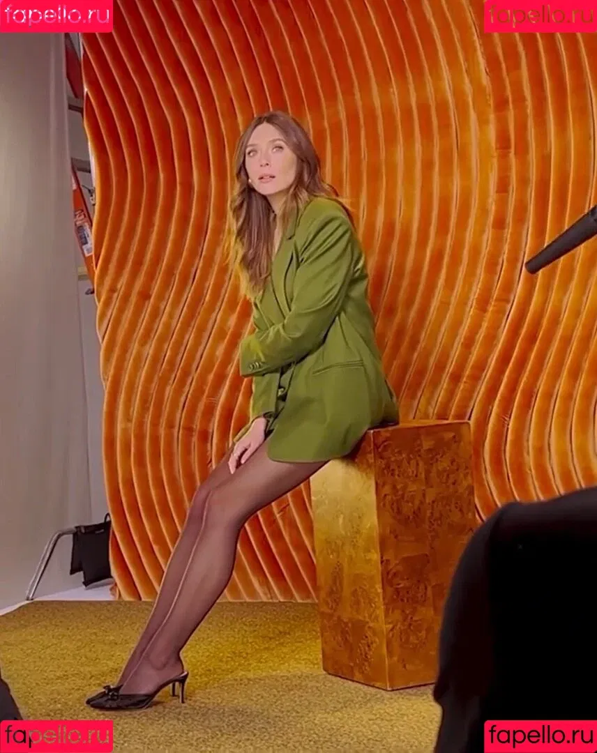 Elizabeth Olsen / elizabetholsendaily / lizabeth_olsen Onlyfans Photo Gallery 