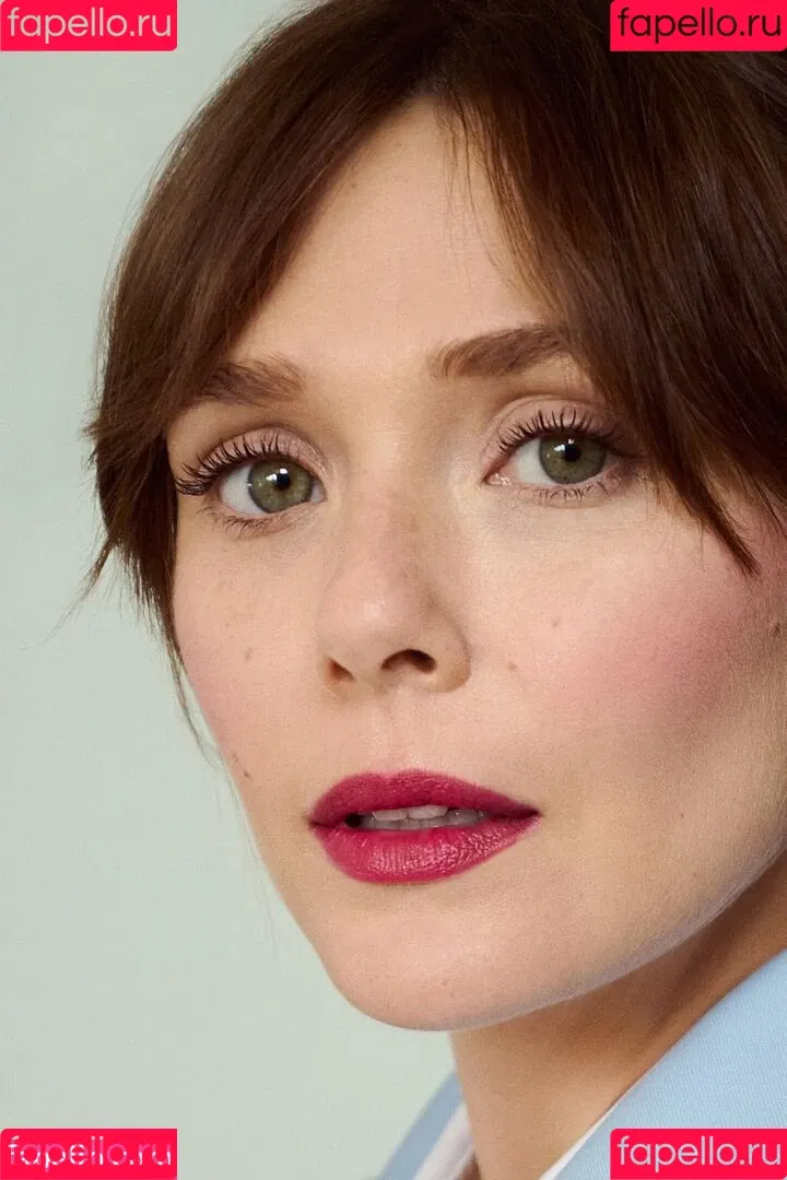 Elizabeth Olsen / elizabetholsendaily / lizabeth_olsen Onlyfans Photo Gallery 