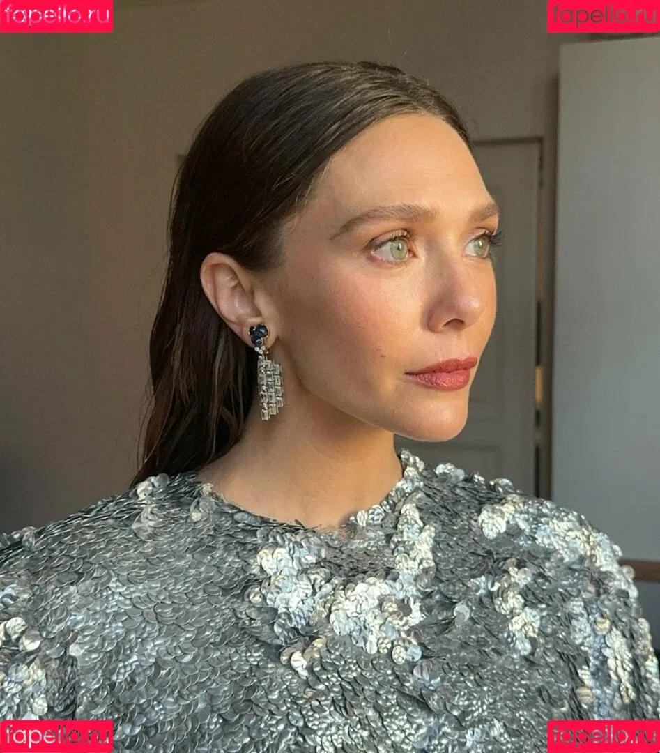Elizabeth Olsen / elizabetholsendaily / lizabeth_olsen Onlyfans Photo Gallery 