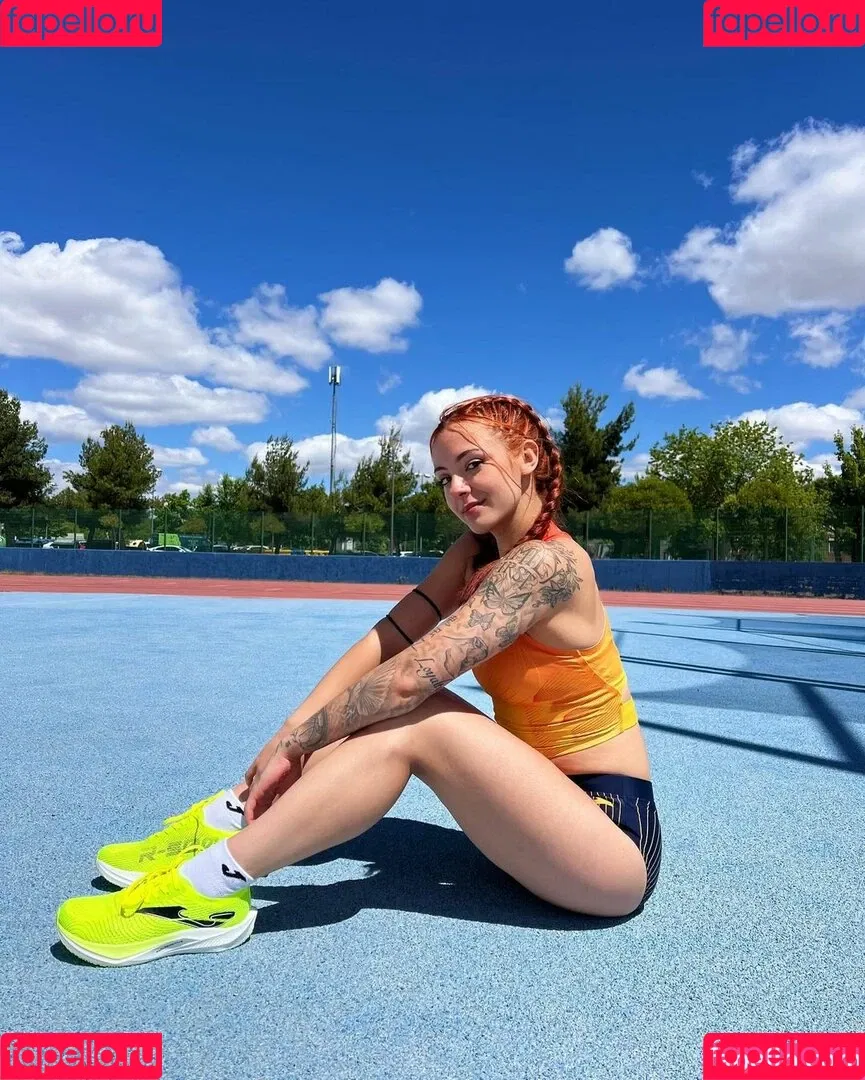 Ari Geli / arigelii Onlyfans Photo Gallery 