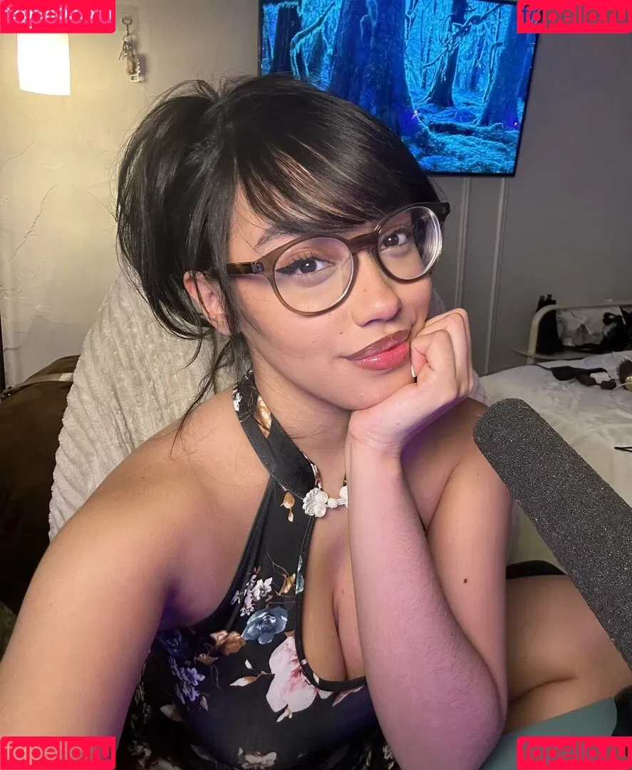 OFTV / itsqueennovaa Onlyfans Photo Gallery 