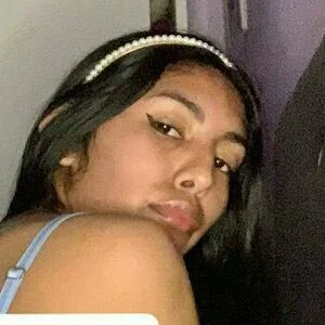 biglittledani / bigtits_dani Onlyfans Photo Gallery 