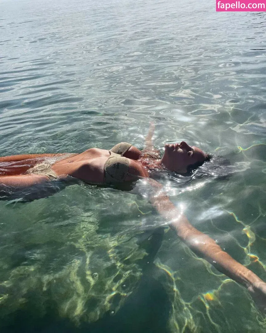 Andja Lorein / andjalorein Onlyfans Photo Gallery 