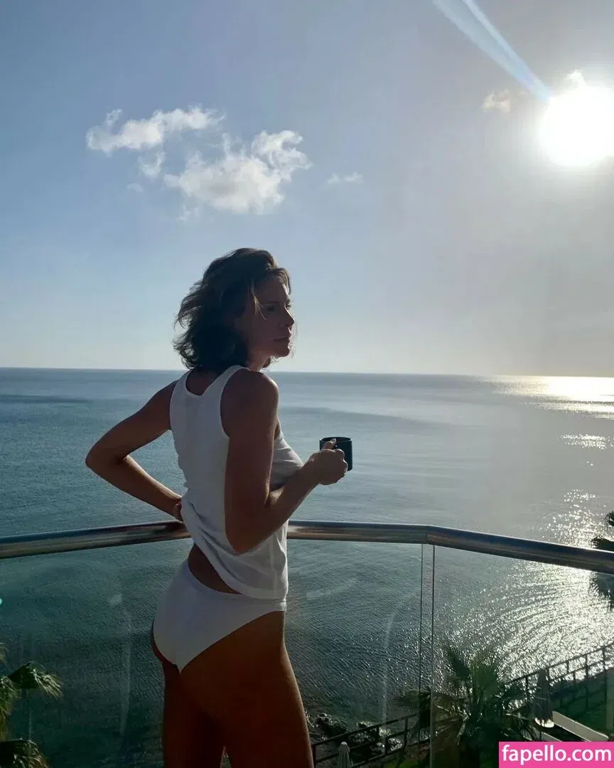 Andja Lorein / andjalorein Onlyfans Photo Gallery 