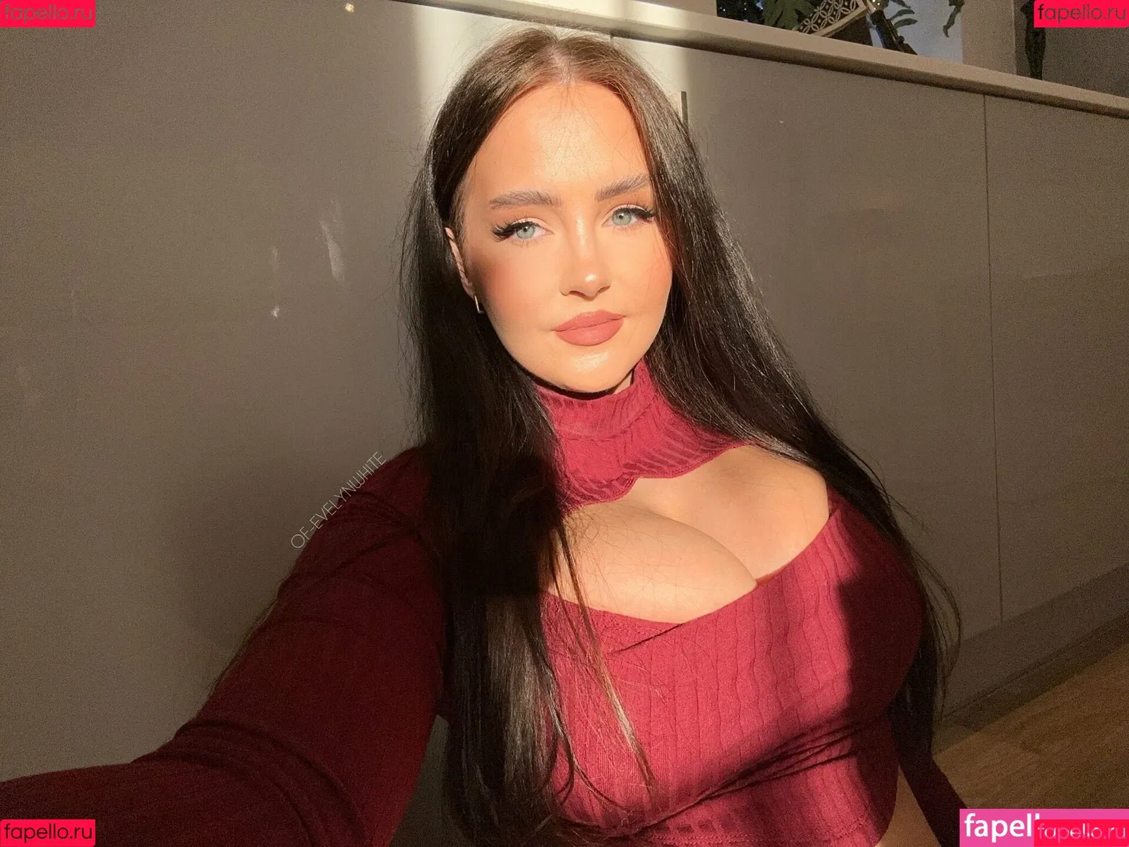 EvelynWhite / evelynwhiteldn Onlyfans Photo Gallery 