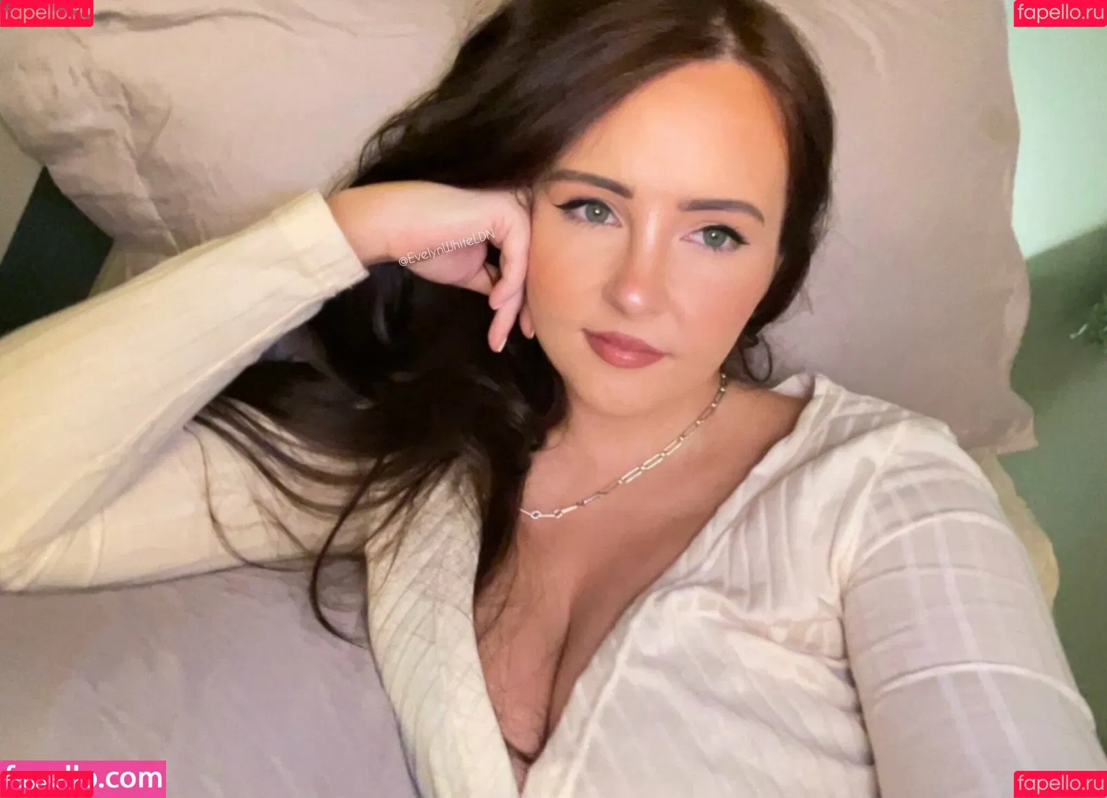 EvelynWhite / evelynwhiteldn Onlyfans Photo Gallery 