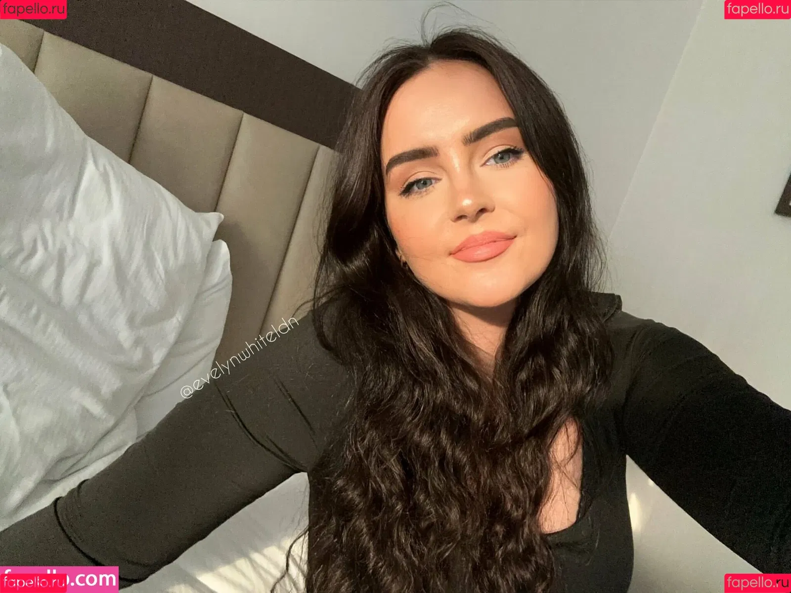 EvelynWhite / evelynwhiteldn Onlyfans Photo Gallery 