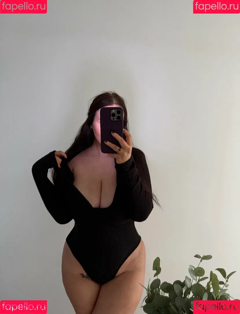 EvelynWhite / evelynwhiteldn Onlyfans Photo Gallery 