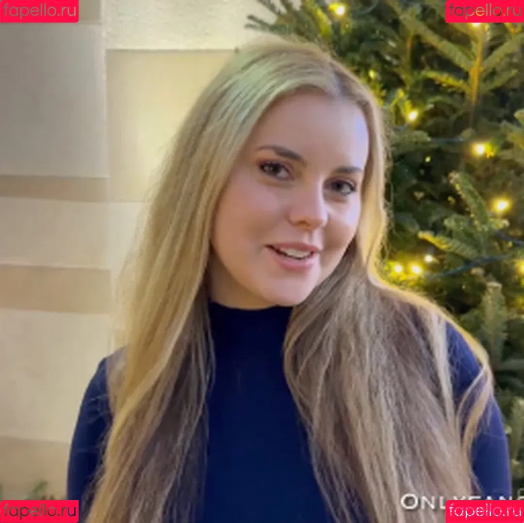 Jessie Rogers / MzJessie / YourGreenGuru / jessierogersgreen / xJessieRogersX Onlyfans Photo Gallery 