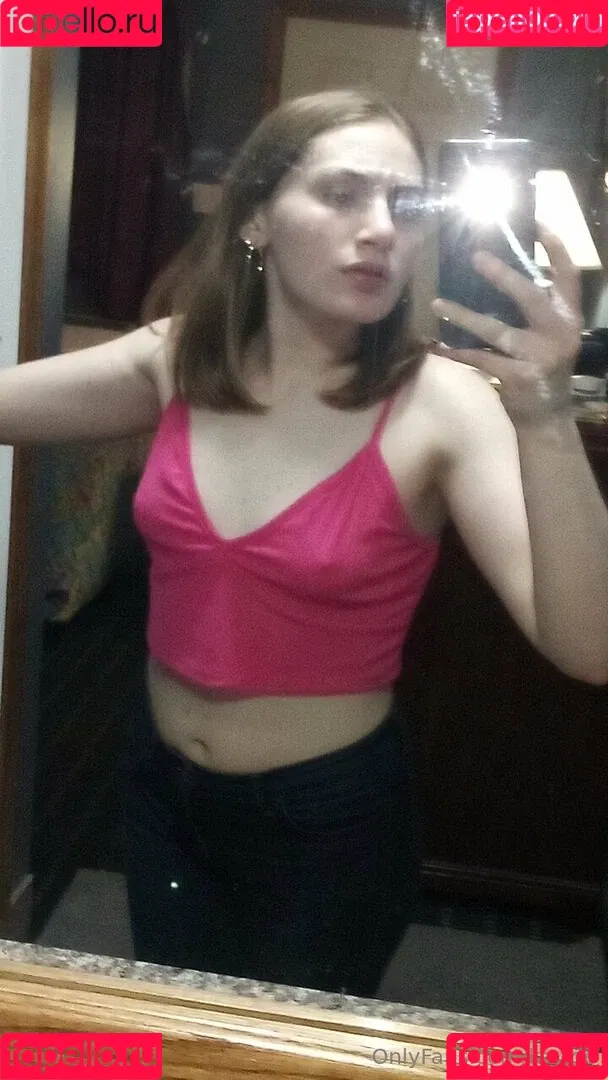kay.de / kyedae Onlyfans Photo Gallery 