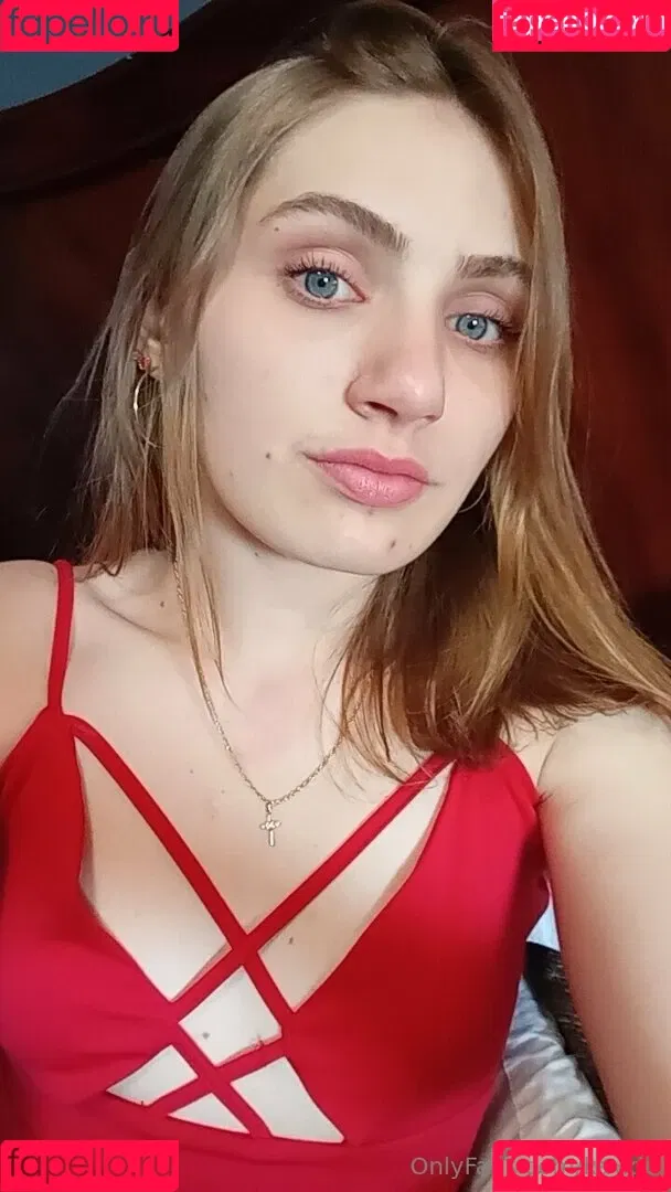 kay.de / kyedae Onlyfans Photo Gallery 