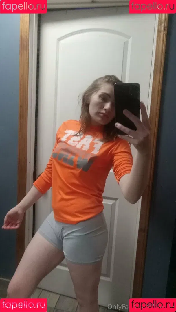 kay.de / kyedae Onlyfans Photo Gallery 
