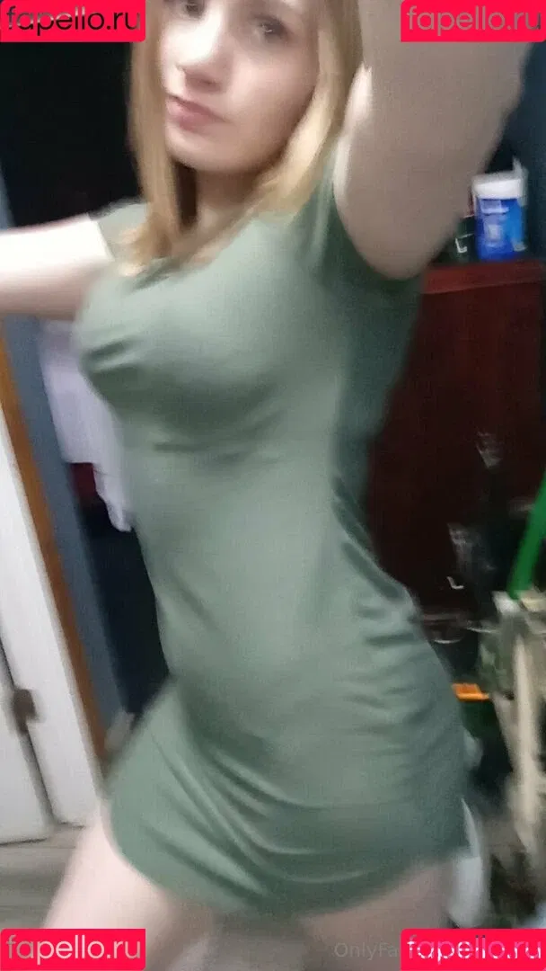 kay.de / kyedae Onlyfans Photo Gallery 