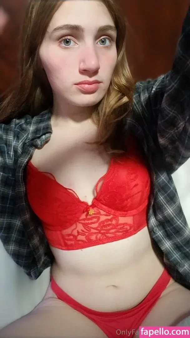 kay.de / kyedae Onlyfans Photo Gallery 