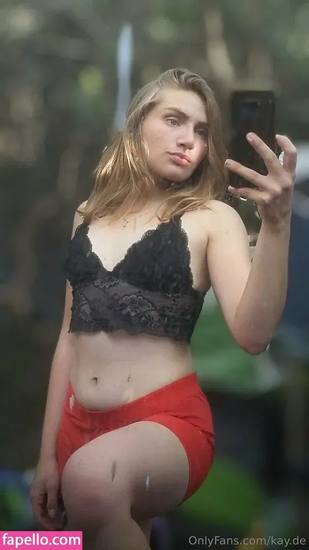 kay.de / kyedae Onlyfans Photo Gallery 