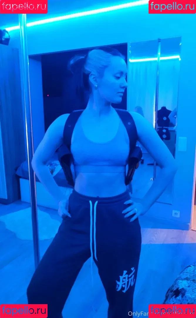 AdamaeOniksiya / Oniksiya Sofinikum / nuviponyali / oniksiya_sofinikum / sofinikum Onlyfans Photo Gallery 