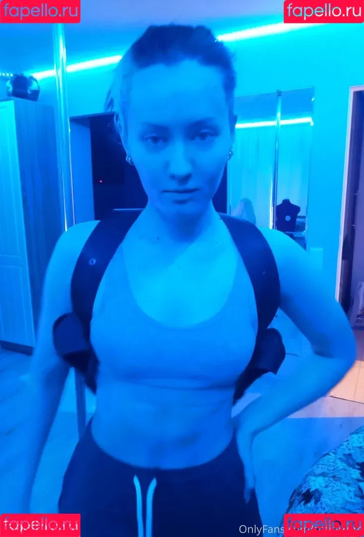 AdamaeOniksiya / Oniksiya Sofinikum / nuviponyali / oniksiya_sofinikum / sofinikum Onlyfans Photo Gallery 