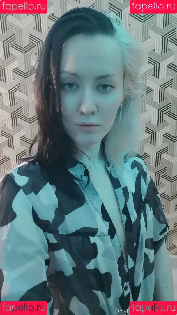 AdamaeOniksiya / Oniksiya Sofinikum / nuviponyali / oniksiya_sofinikum / sofinikum Onlyfans Photo Gallery 