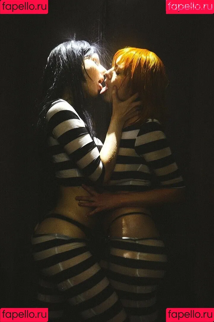 AdamaeOniksiya / Oniksiya Sofinikum / nuviponyali / oniksiya_sofinikum / sofinikum Onlyfans Photo Gallery 