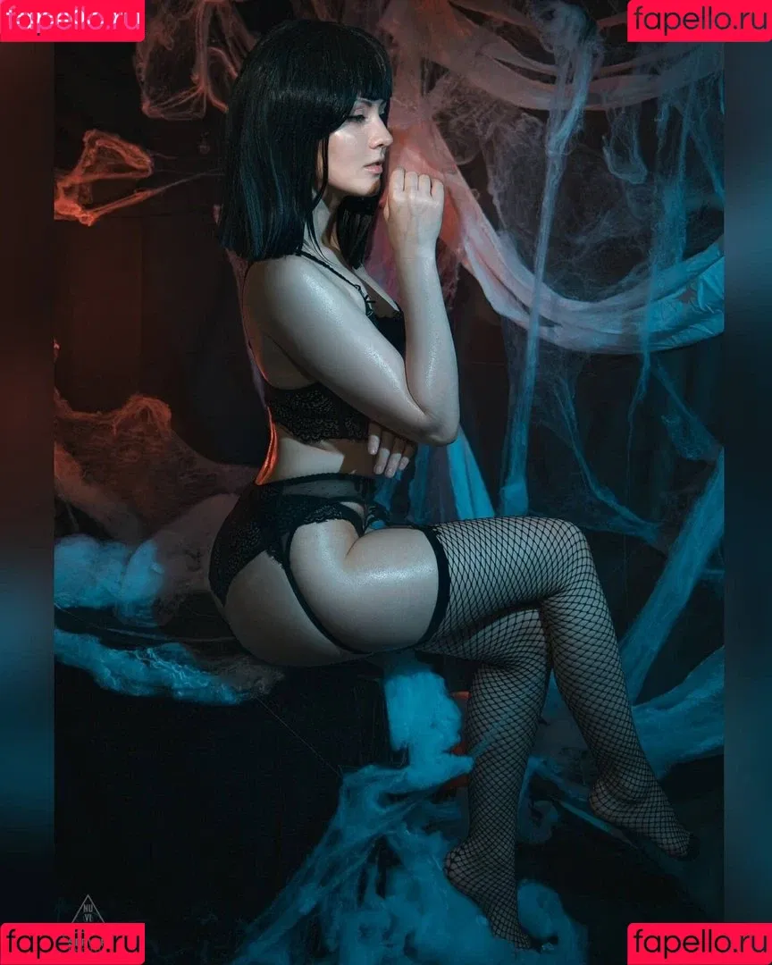 AdamaeOniksiya / Oniksiya Sofinikum / nuviponyali / oniksiya_sofinikum / sofinikum Onlyfans Photo Gallery 
