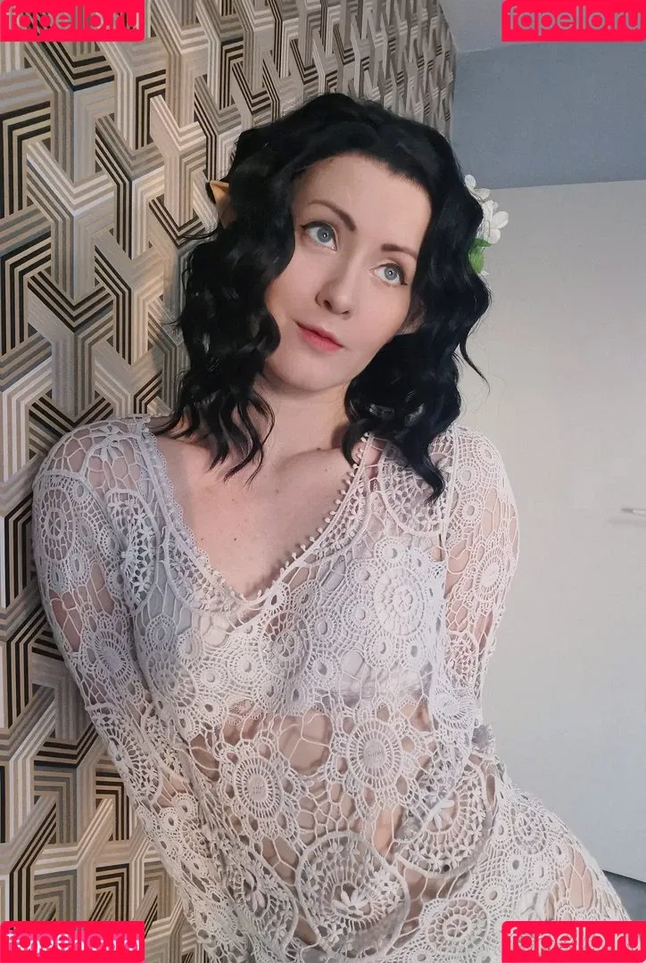 AdamaeOniksiya / Oniksiya Sofinikum / nuviponyali / oniksiya_sofinikum / sofinikum Onlyfans Photo Gallery 
