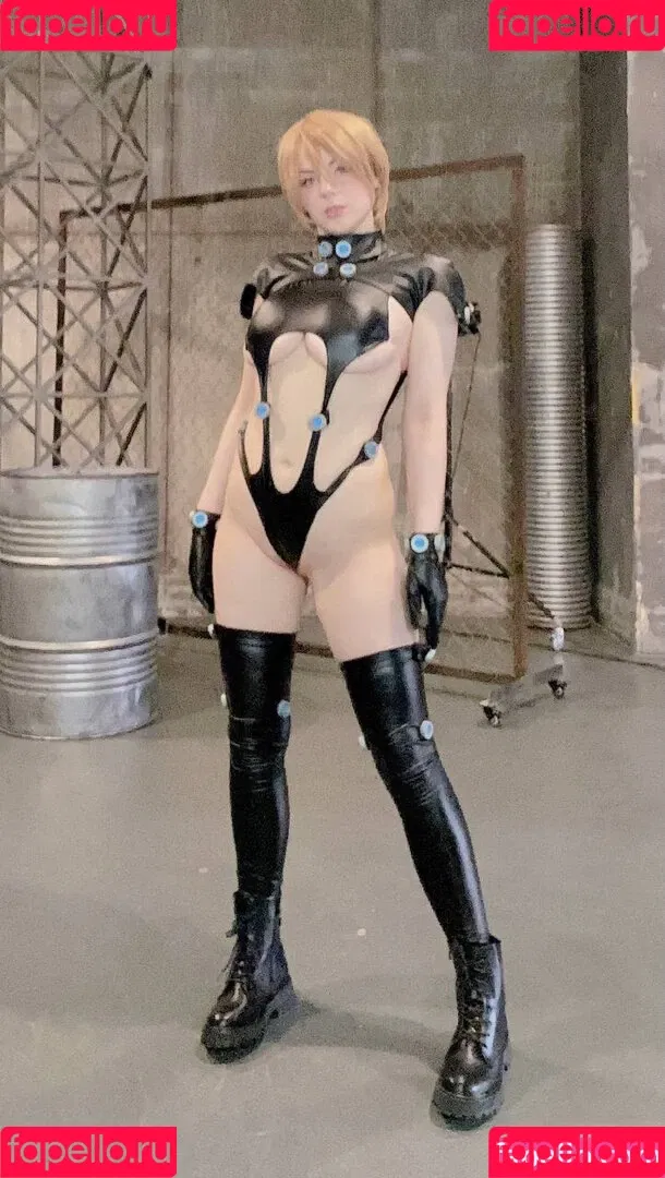 AdamaeOniksiya / Oniksiya Sofinikum / nuviponyali / oniksiya_sofinikum / sofinikum Onlyfans Photo Gallery 
