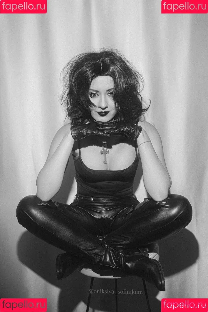 AdamaeOniksiya / Oniksiya Sofinikum / nuviponyali / oniksiya_sofinikum / sofinikum Onlyfans Photo Gallery 