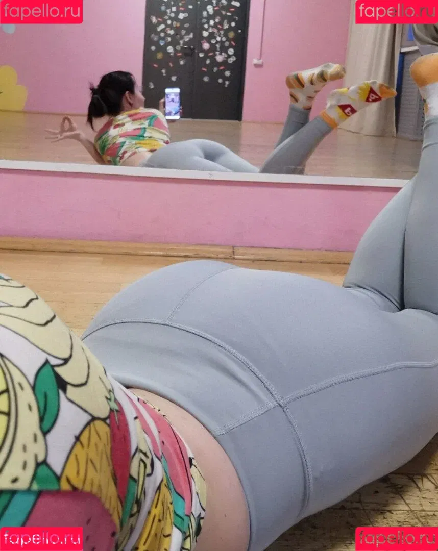 AdamaeOniksiya / Oniksiya Sofinikum / nuviponyali / oniksiya_sofinikum / sofinikum Onlyfans Photo Gallery 