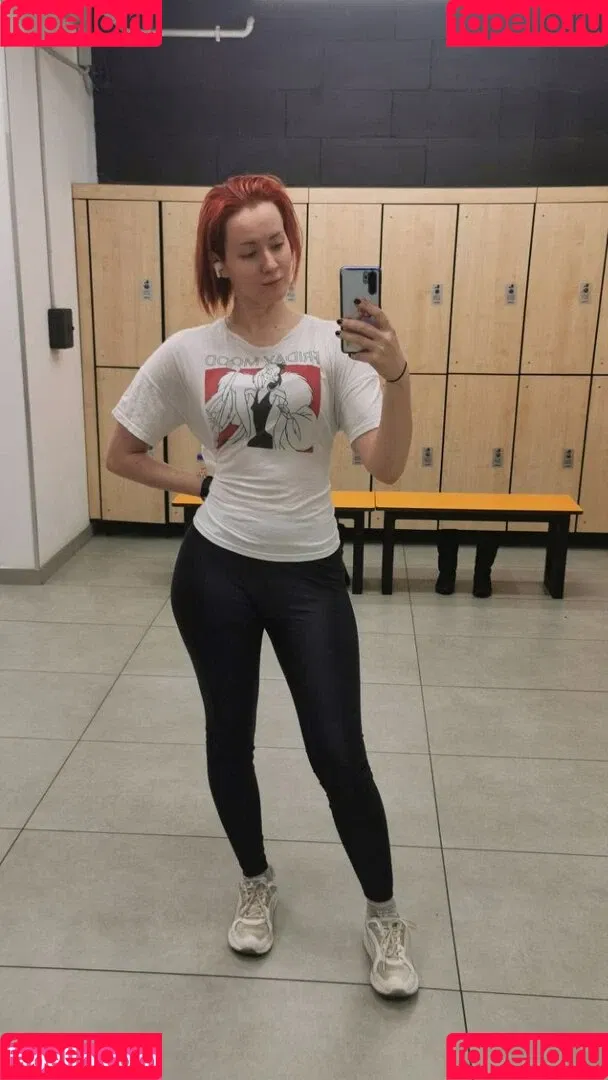 AdamaeOniksiya / Oniksiya Sofinikum / nuviponyali / oniksiya_sofinikum / sofinikum Onlyfans Photo Gallery 
