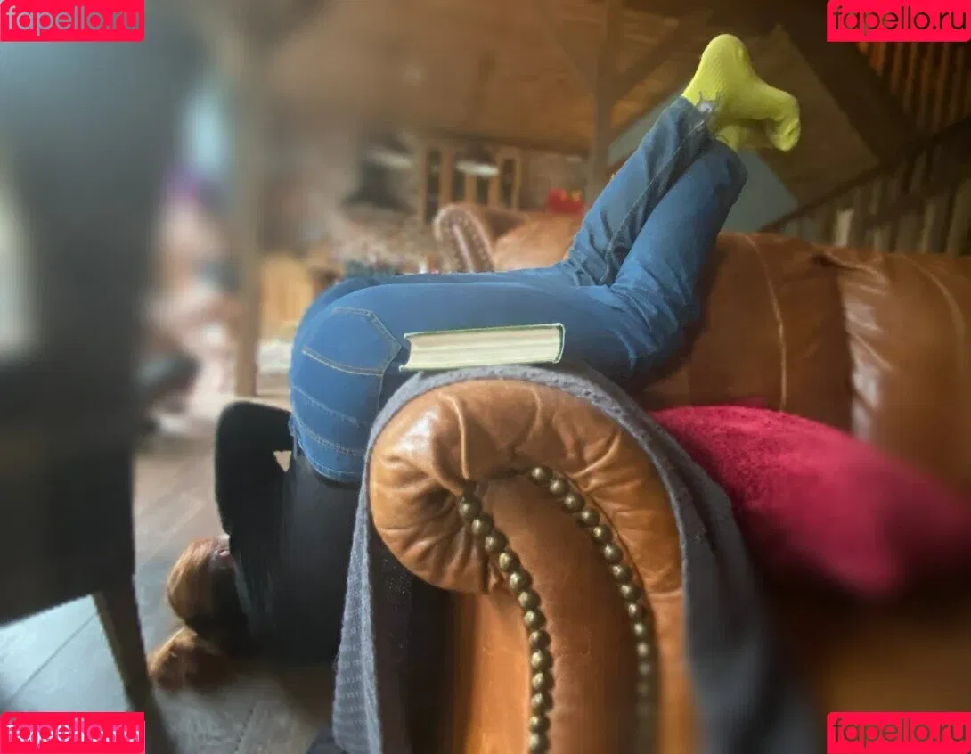 AdamaeOniksiya / Oniksiya Sofinikum / nuviponyali / oniksiya_sofinikum / sofinikum Onlyfans Photo Gallery 