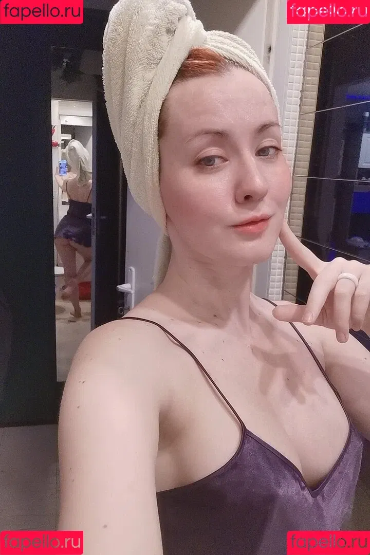 AdamaeOniksiya / Oniksiya Sofinikum / nuviponyali / oniksiya_sofinikum / sofinikum Onlyfans Photo Gallery 