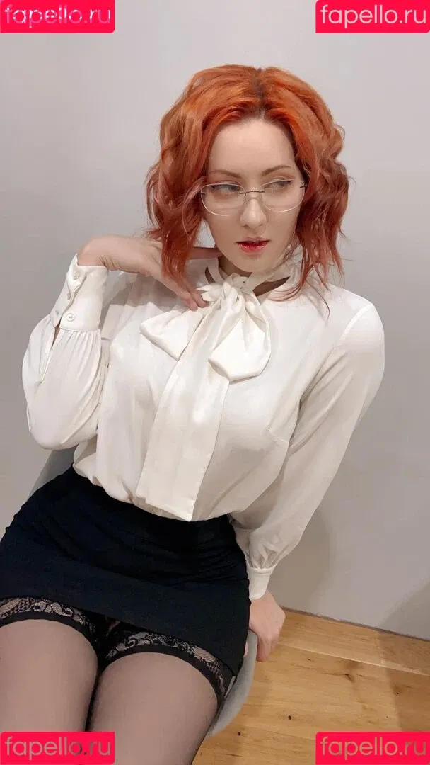 AdamaeOniksiya / Oniksiya Sofinikum / nuviponyali / oniksiya_sofinikum / sofinikum Onlyfans Photo Gallery 