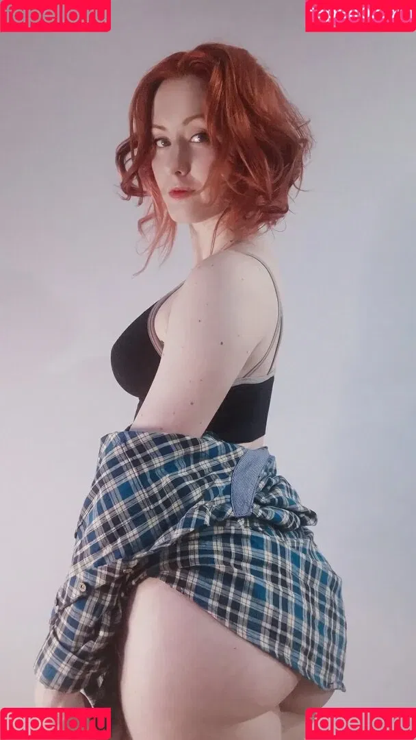 AdamaeOniksiya / Oniksiya Sofinikum / nuviponyali / oniksiya_sofinikum / sofinikum Onlyfans Photo Gallery 