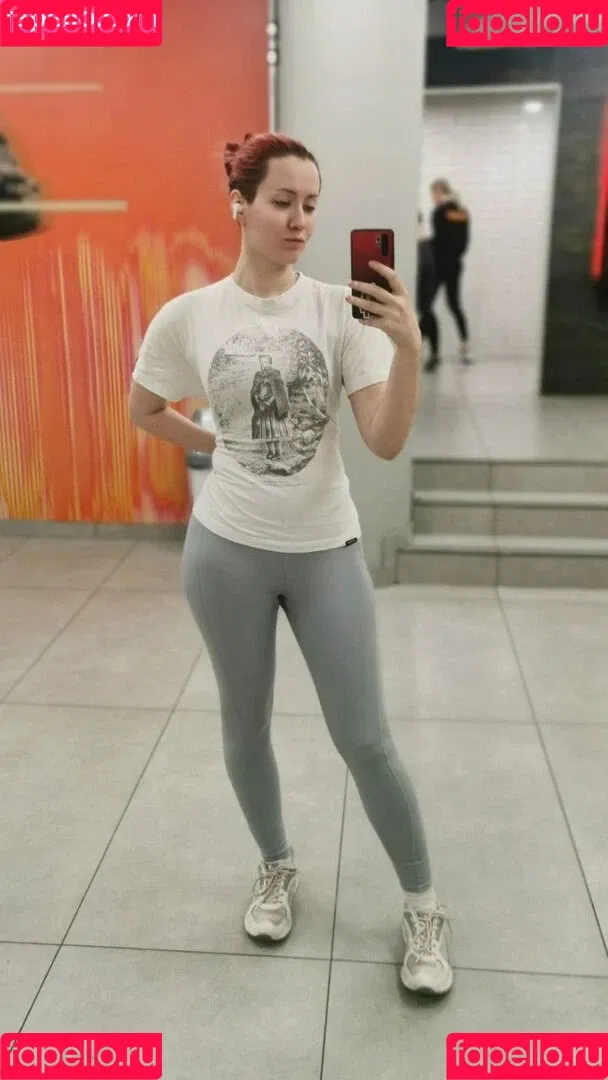 AdamaeOniksiya / Oniksiya Sofinikum / nuviponyali / oniksiya_sofinikum / sofinikum Onlyfans Photo Gallery 