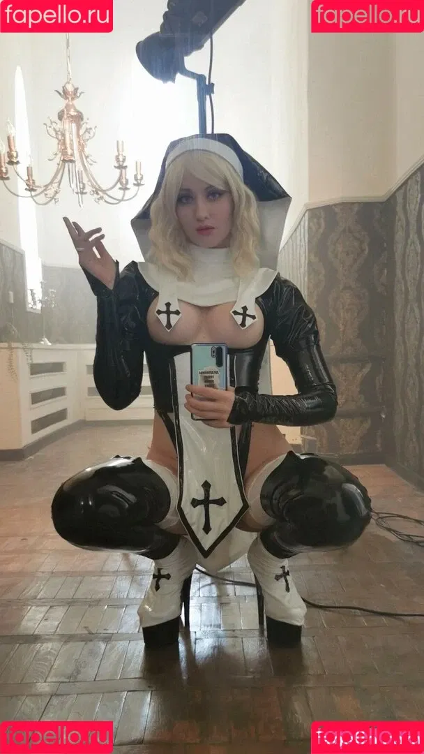 AdamaeOniksiya / Oniksiya Sofinikum / nuviponyali / oniksiya_sofinikum / sofinikum Onlyfans Photo Gallery 