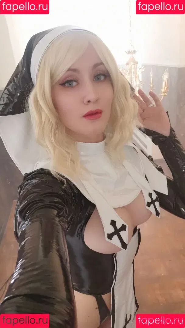 AdamaeOniksiya / Oniksiya Sofinikum / nuviponyali / oniksiya_sofinikum / sofinikum Onlyfans Photo Gallery 