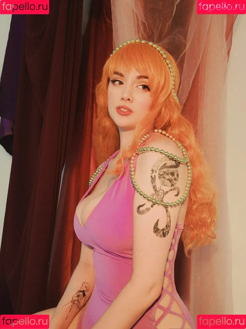 AdamaeOniksiya / Oniksiya Sofinikum / nuviponyali / oniksiya_sofinikum / sofinikum Onlyfans Photo Gallery 