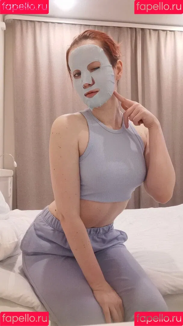 AdamaeOniksiya / Oniksiya Sofinikum / nuviponyali / oniksiya_sofinikum / sofinikum Onlyfans Photo Gallery 