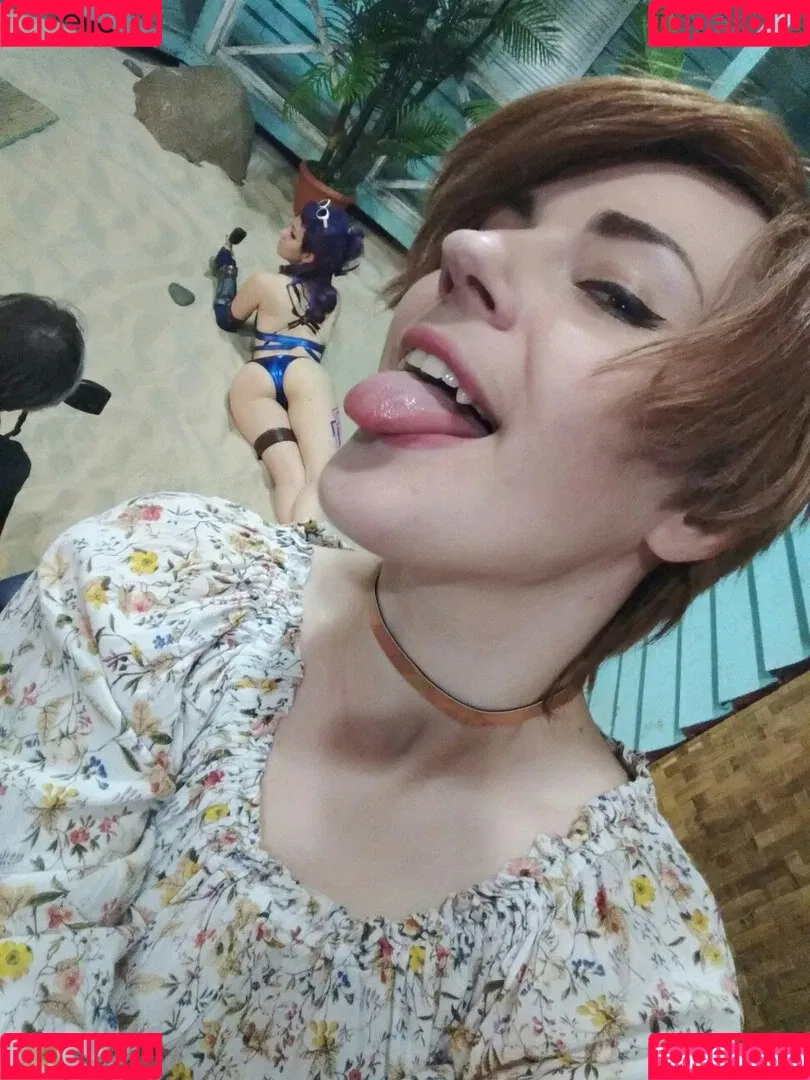 AdamaeOniksiya / Oniksiya Sofinikum / nuviponyali / oniksiya_sofinikum / sofinikum Onlyfans Photo Gallery 