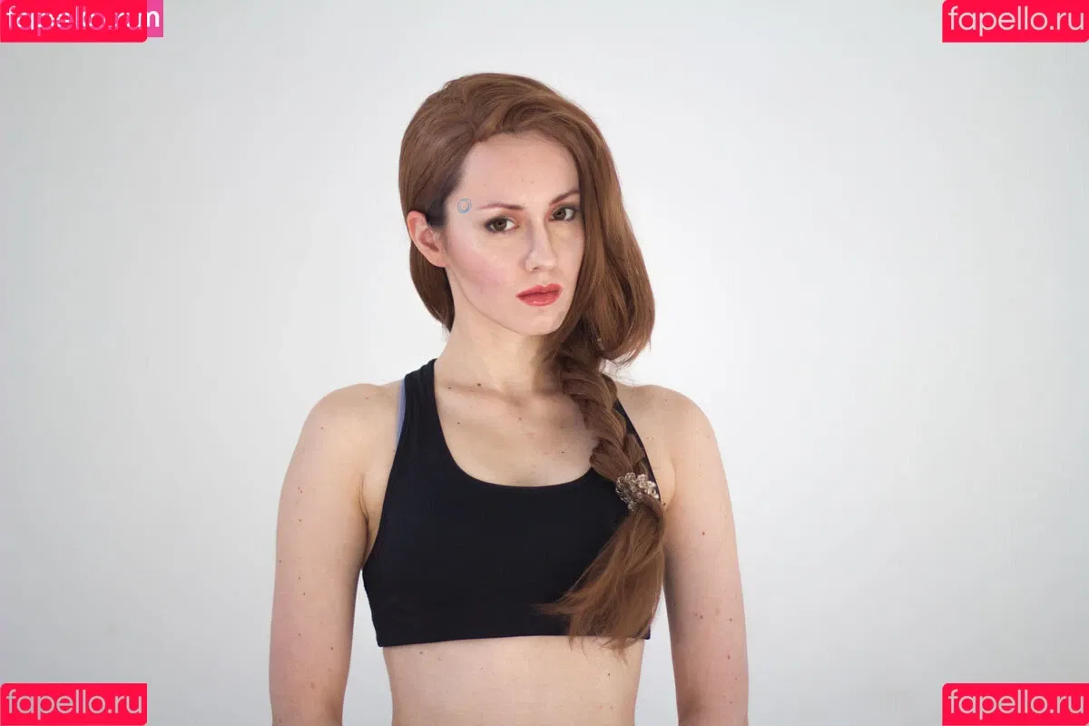 AdamaeOniksiya / Oniksiya Sofinikum / nuviponyali / oniksiya_sofinikum / sofinikum Onlyfans Photo Gallery 