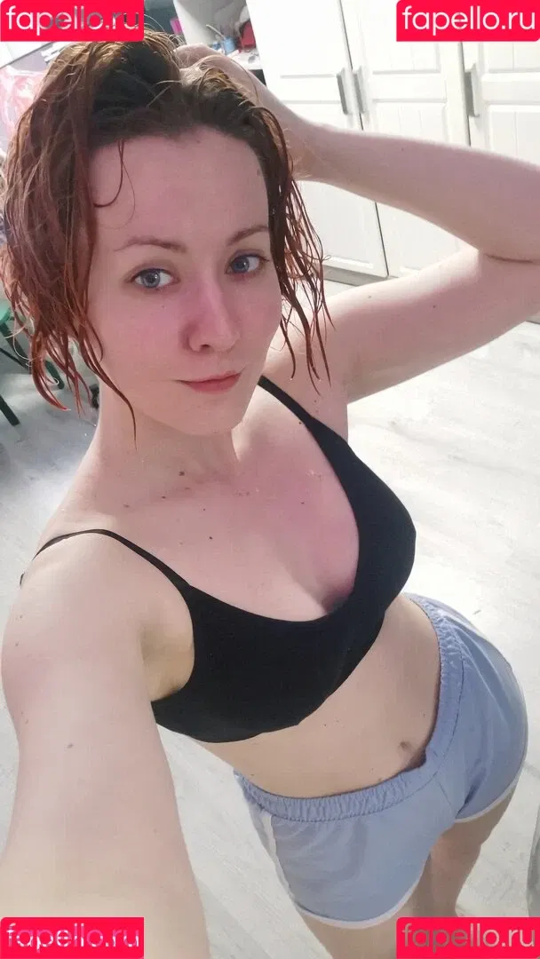 AdamaeOniksiya / Oniksiya Sofinikum / nuviponyali / oniksiya_sofinikum / sofinikum Onlyfans Photo Gallery 