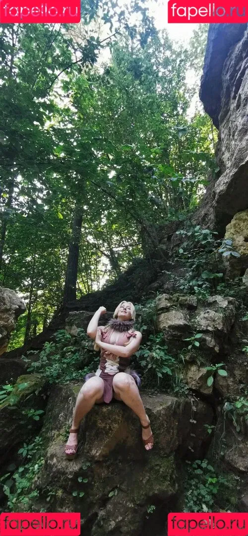 AdamaeOniksiya / Oniksiya Sofinikum / nuviponyali / oniksiya_sofinikum / sofinikum Onlyfans Photo Gallery 