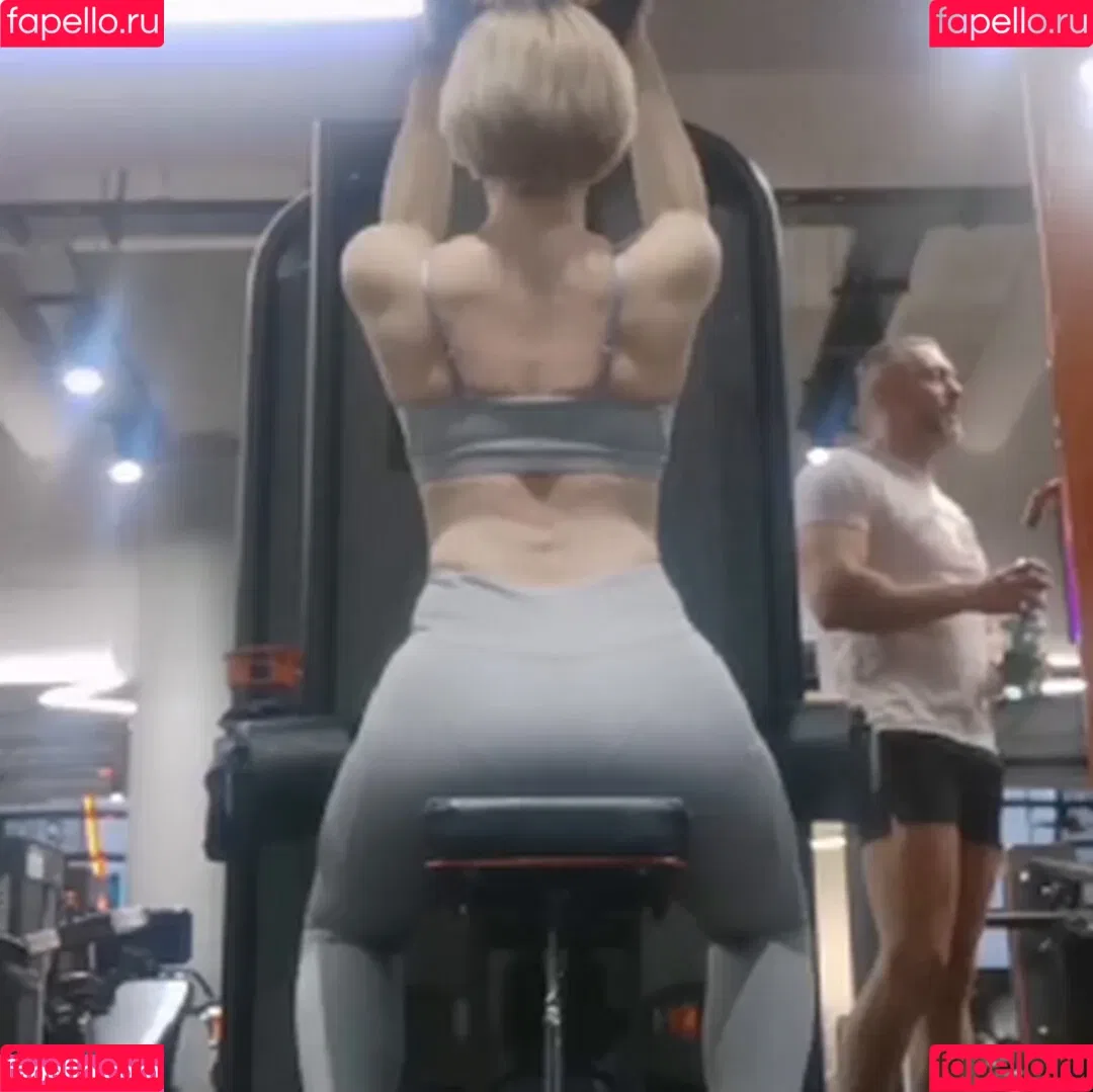 AdamaeOniksiya / Oniksiya Sofinikum / nuviponyali / oniksiya_sofinikum / sofinikum Onlyfans Photo Gallery 