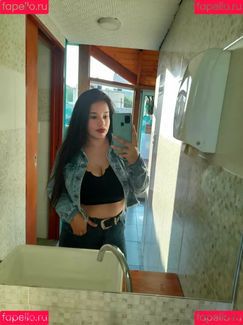 madeinasiah / madelaniexx Onlyfans Photo Gallery 