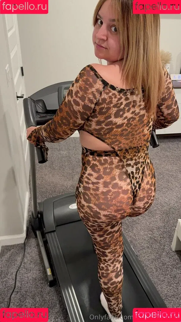 TiaBurbuja / burbujasweet Onlyfans Photo Gallery 