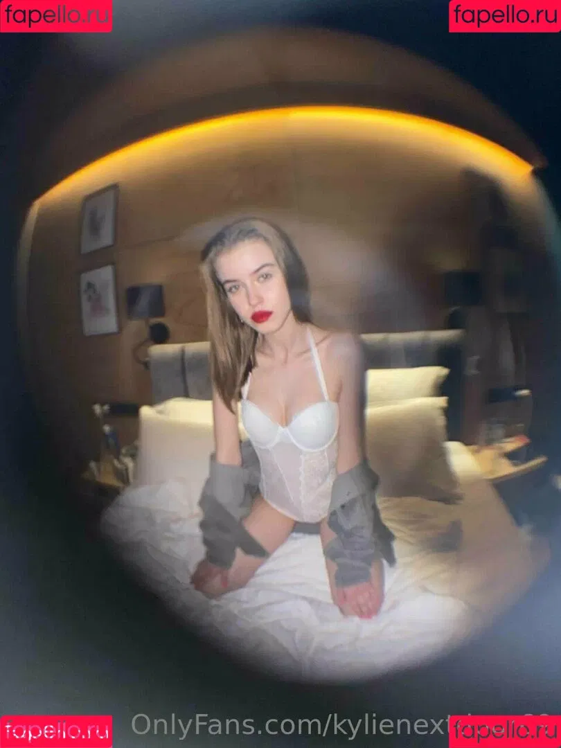 itscamrynsilly / kylienextdoor69 Onlyfans Photo Gallery 