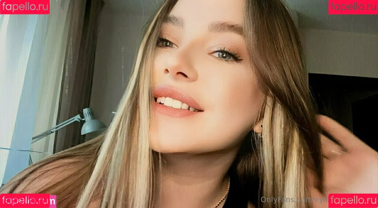 itscamrynsilly / kylienextdoor69 Onlyfans Photo Gallery 