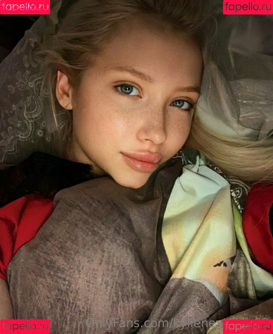 itscamrynsilly / kylienextdoor69 Onlyfans Photo Gallery 
