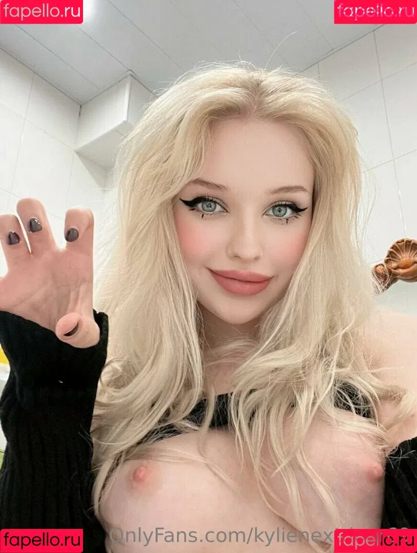 itscamrynsilly / kylienextdoor69 Onlyfans Photo Gallery 
